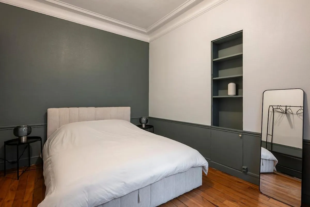 Appartement Elegant Et Spacieux Dans Le 8Eme Париж Франция